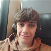 Diplomato in Chimica e microbiologie ambientali, laureando in chimica al secondo anno, ho già esperienza come insegnante privato